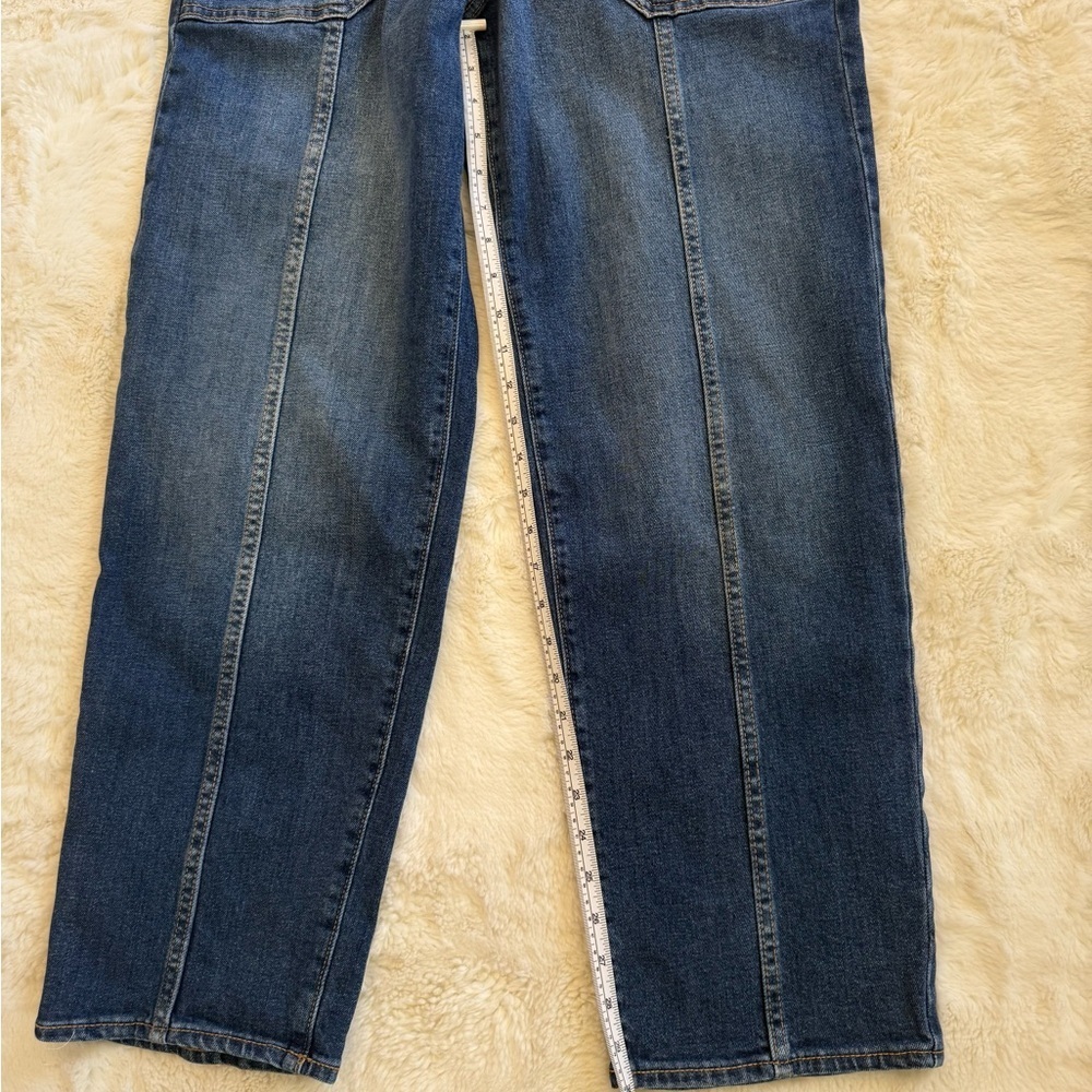 OLD NAVY JEANS HIGH RISE OG LOOSE MEDIUM WASH DENIM SIZE 8 - Picture 9 of 9